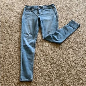 Light wash skinny jeans